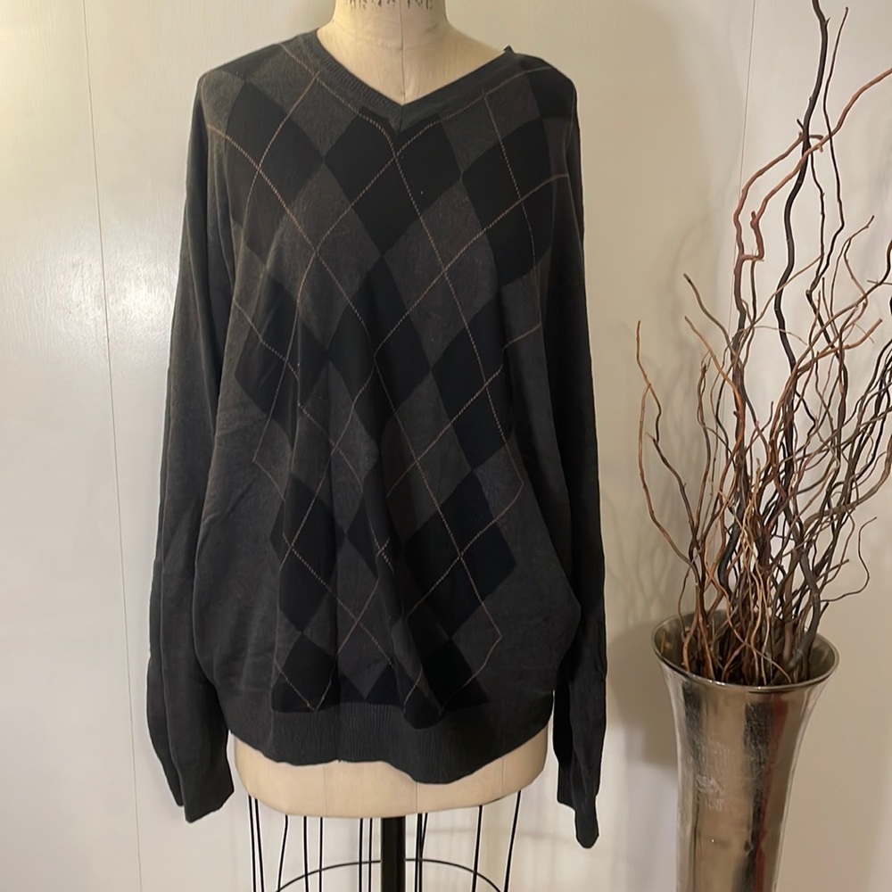 Men or Women Black Argyle Sweater